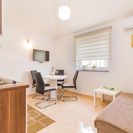 Apartment Simic In Fazana App 4 Fažana Exterior foto